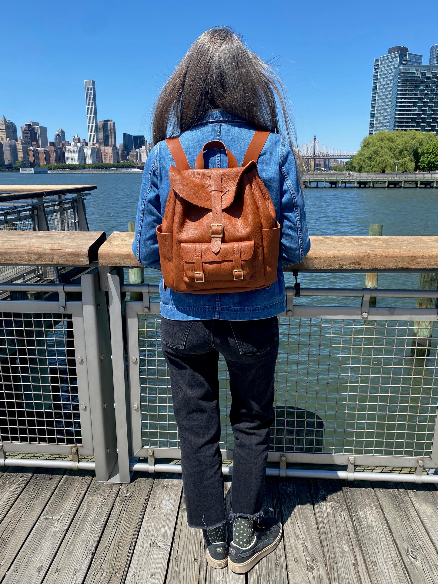 The Essentials Backpack - Cognac