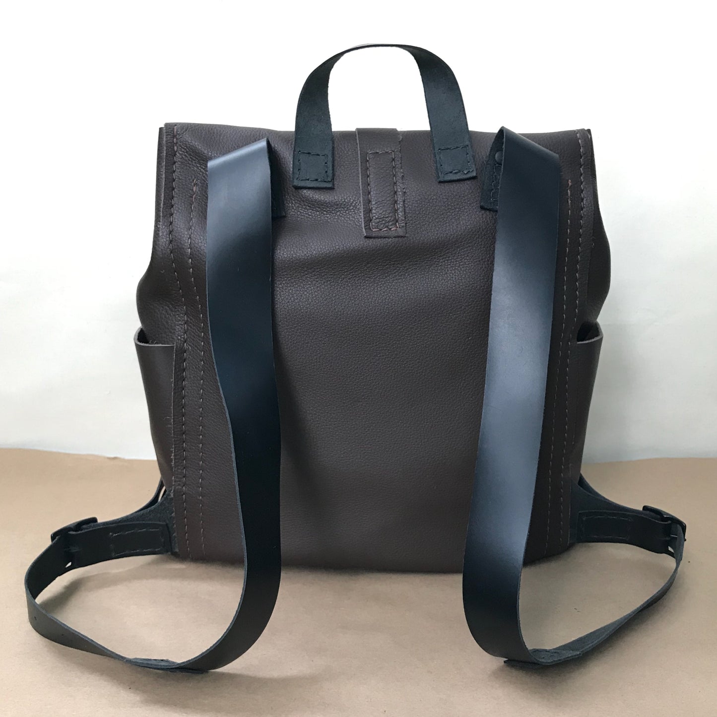 The Essentials Backpack - Dark Brown